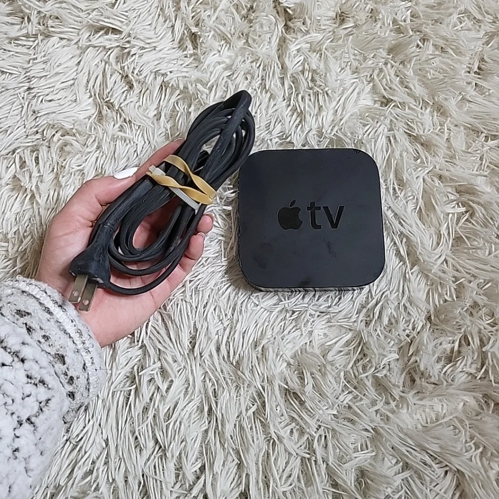 Apple TV A1469 (3rd Generation) HD Media Streaming Device - No Remote